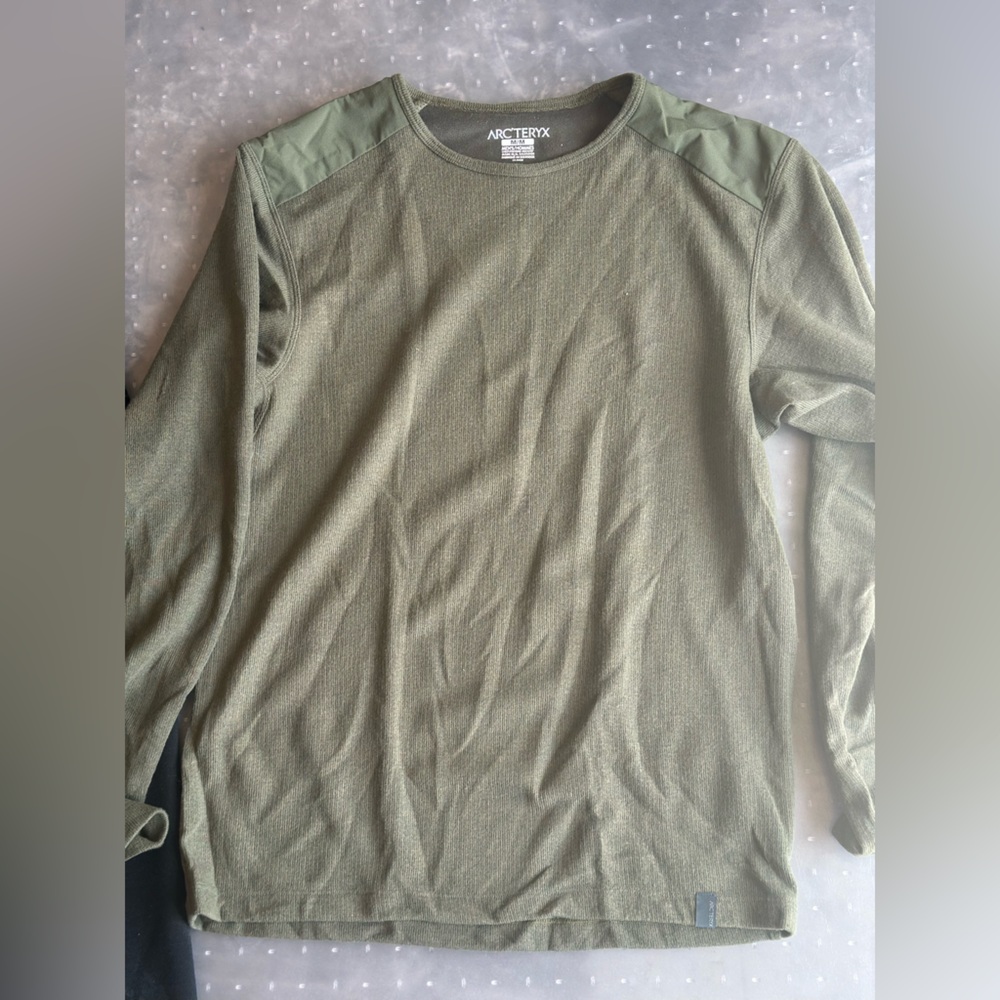Arc'teryx Khaki Ribbed Long Sleeve Top